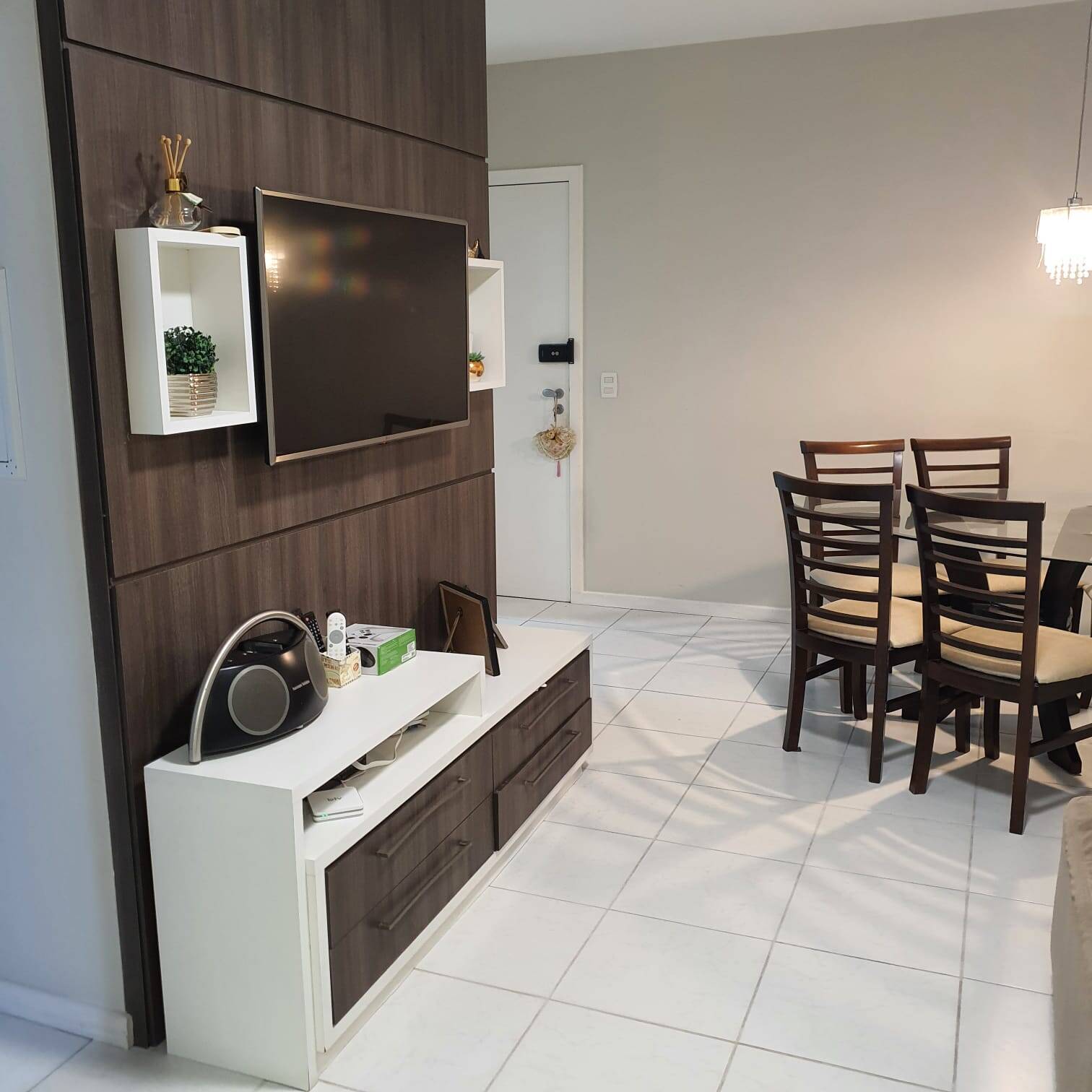 #1611 - Apartamento para Venda em São José - SC