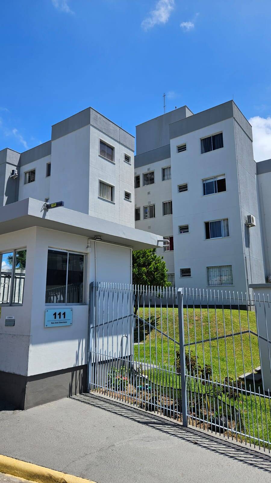 #1989 - Apartamento para Venda em São José - SC