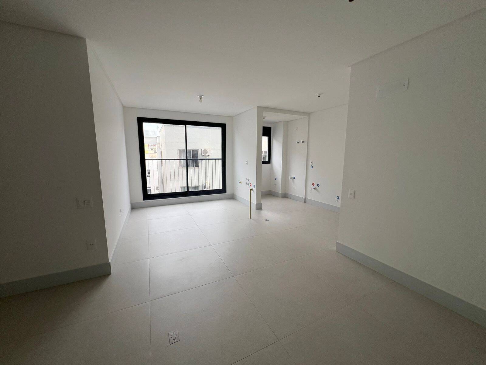 #1421 - Apartamento para Venda em Florianópolis - SC