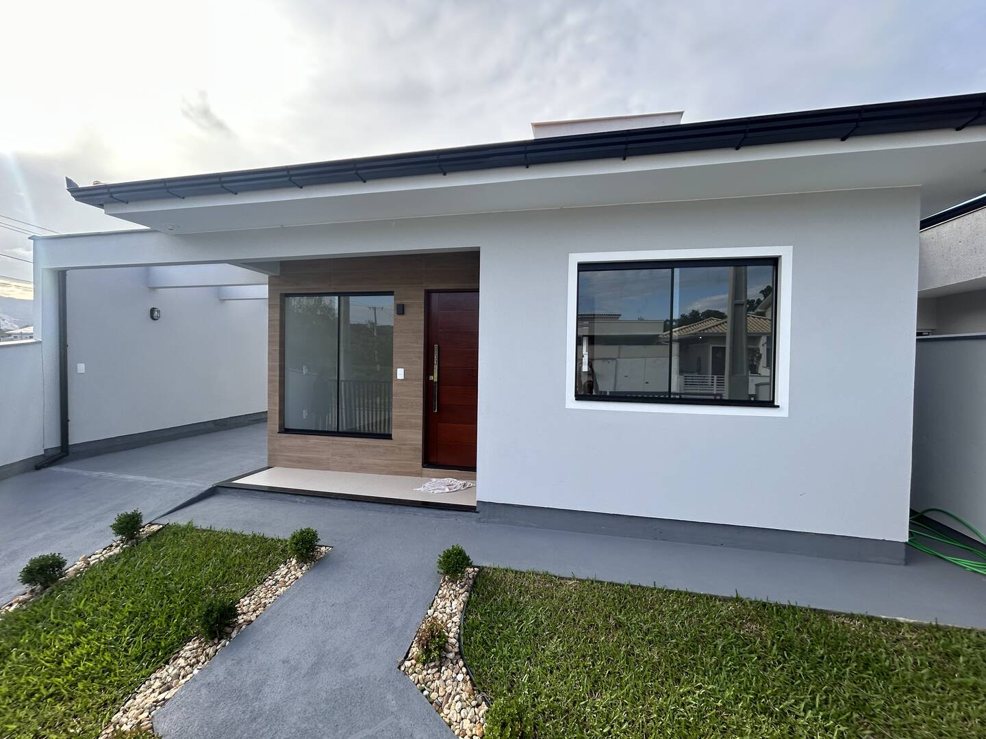 #2058 - Casa para Venda em São José - SC