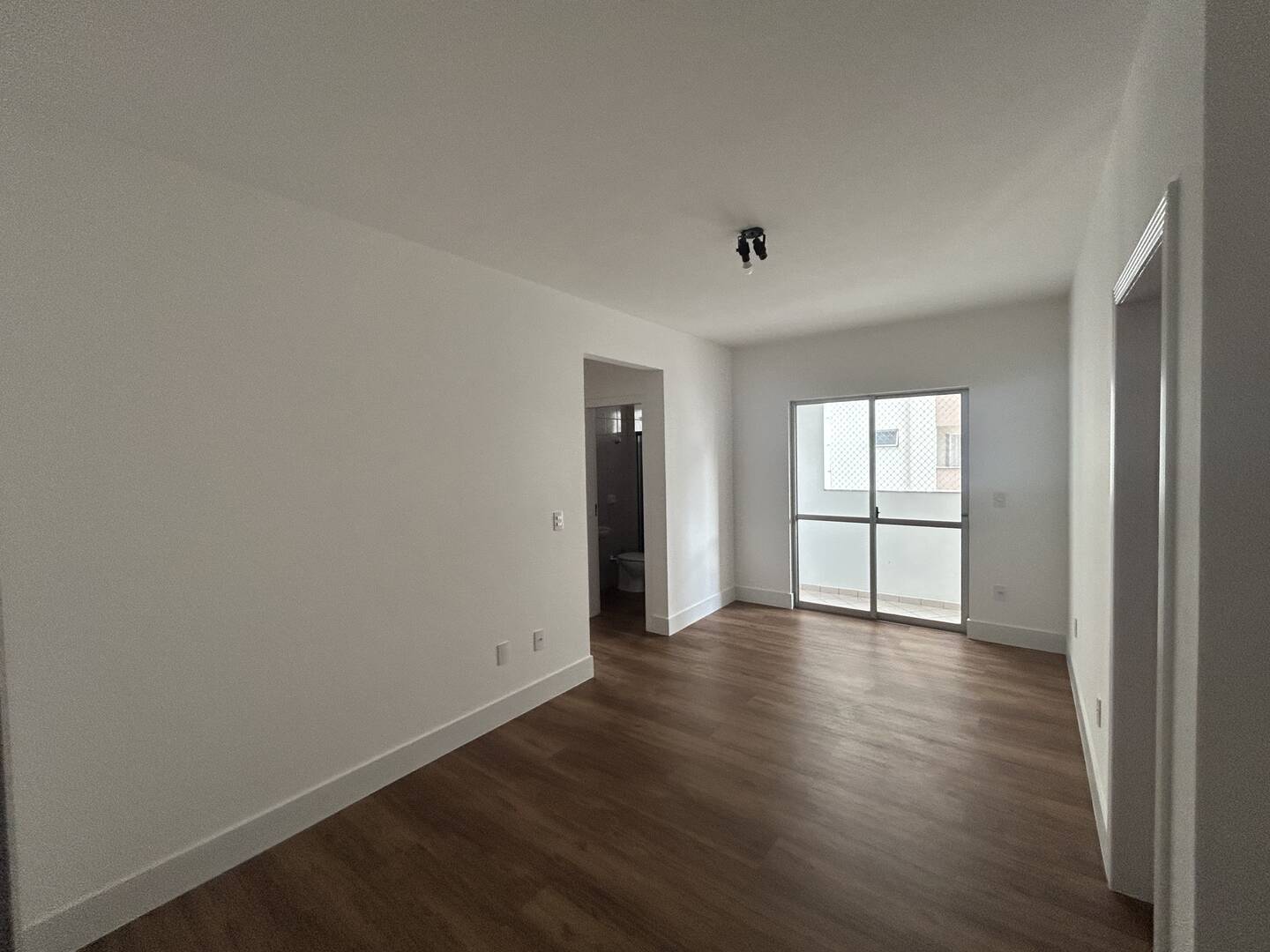 #2062 - Apartamento para Venda em São José - SC