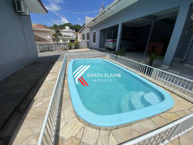Casa para Venda em São José - 2