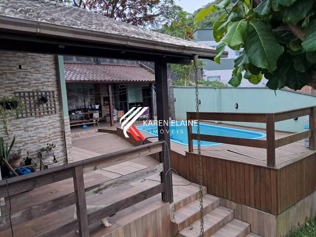 #1810 - Casa para Venda em São José - SC - 1