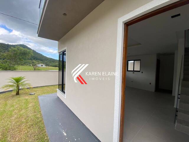 Casa para Venda em São José - 4