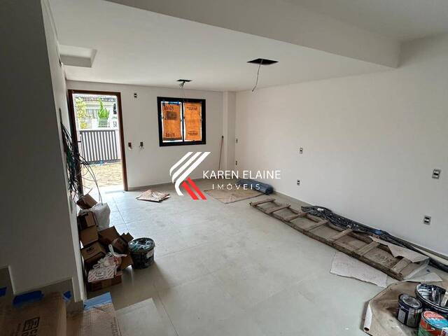 Casa para Venda em São José - 5