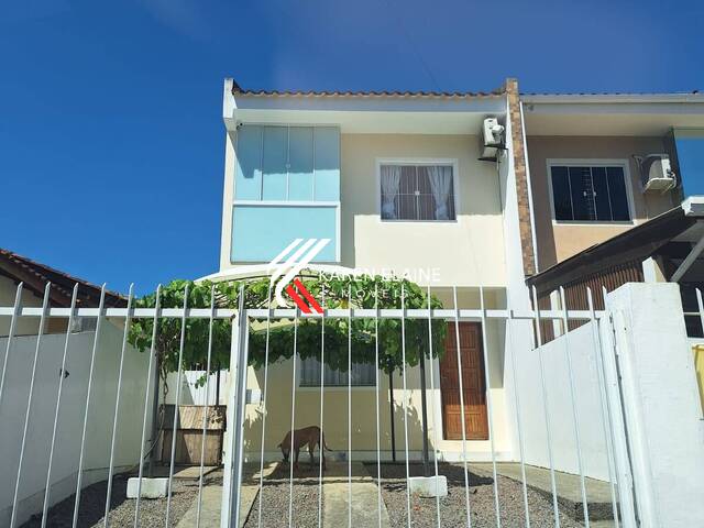 #2016 - Casa para Venda em São José - SC