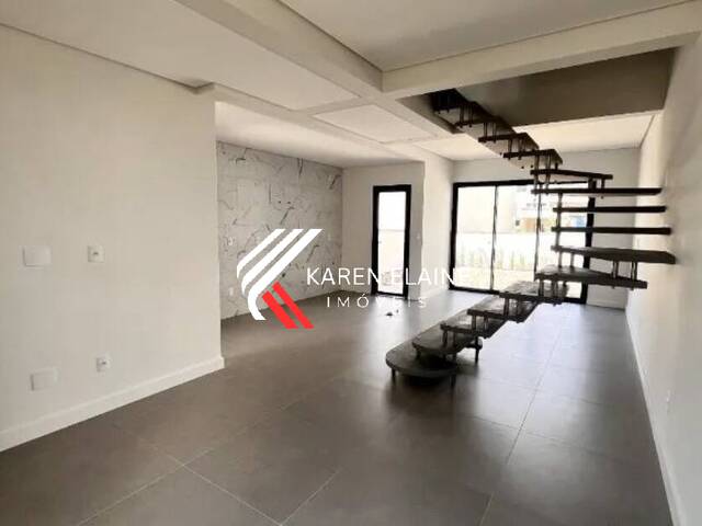 #2022 - Casa para Venda em Biguaçu - SC - 2