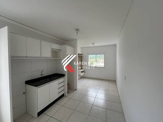 Apartamento para Venda em Palhoça - 2